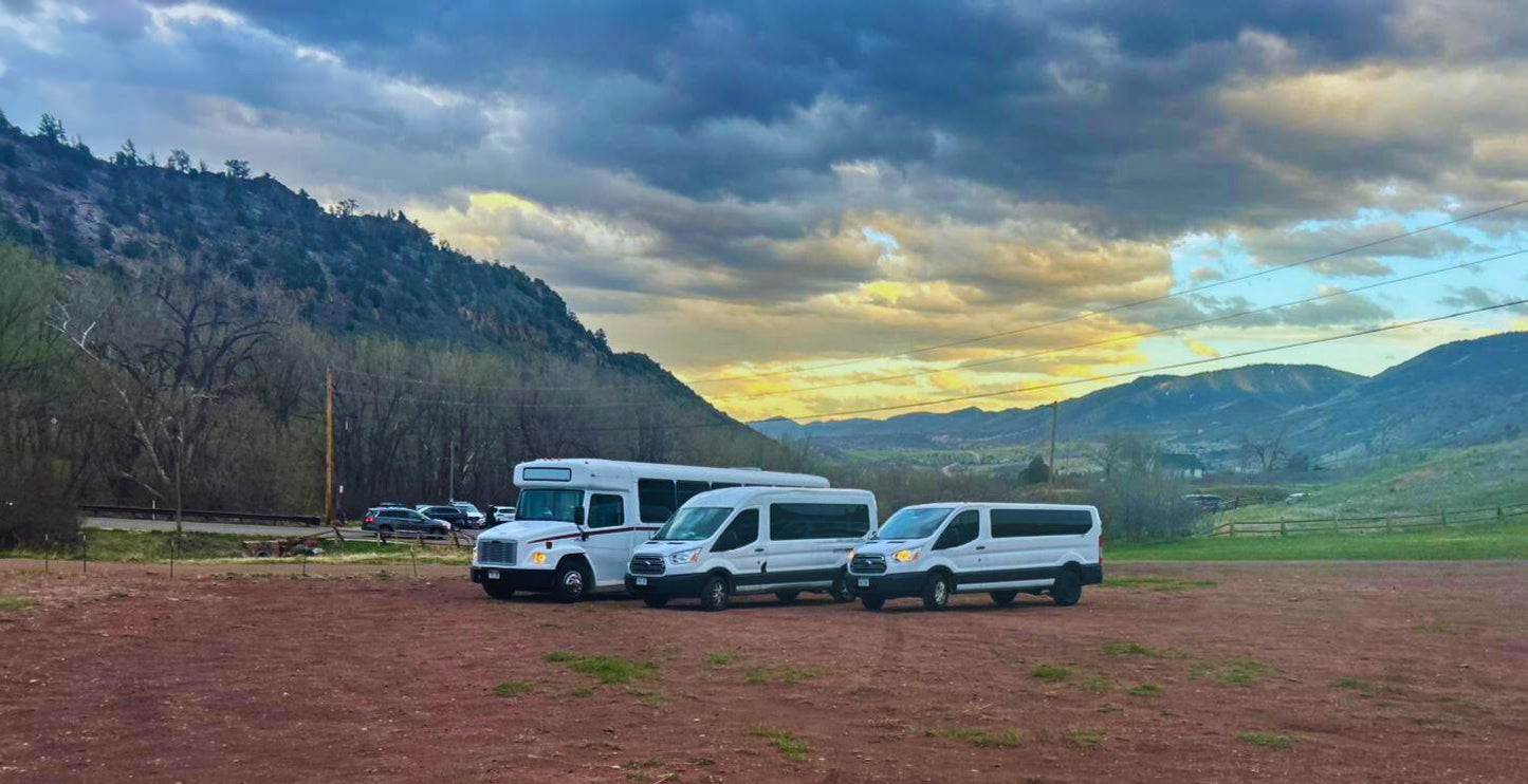 Fiddler's Green Amphitheatre Party Bus and Limousine Denver Car Service