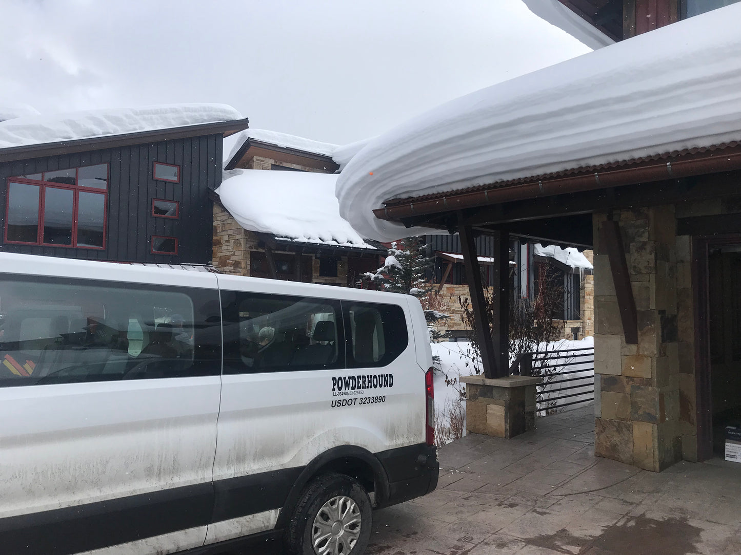 Breckenridge Shuttle Denver International Airport 888-248-7772